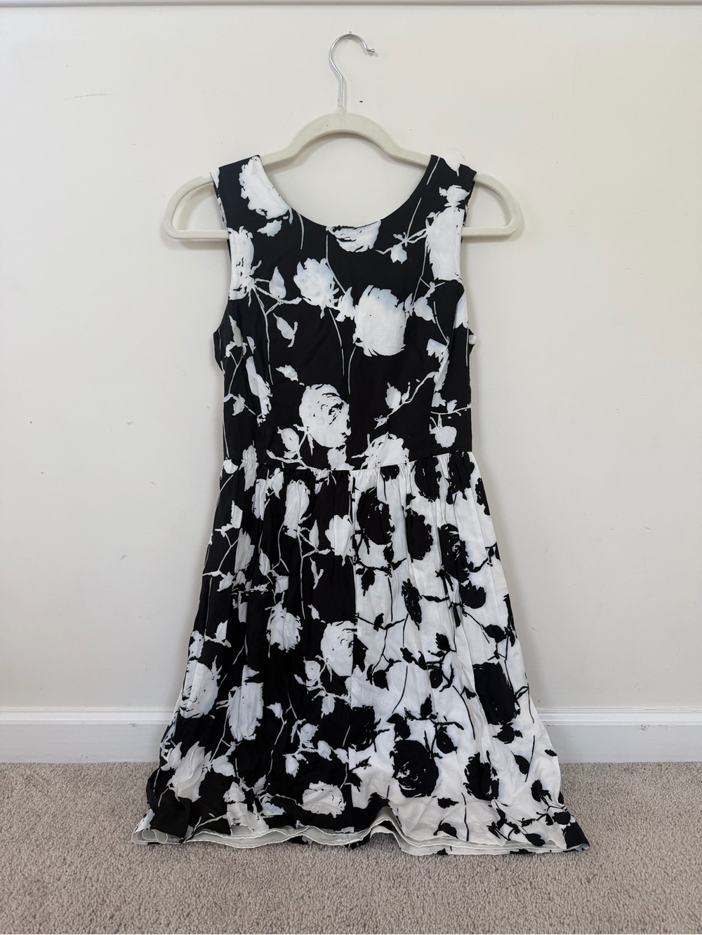 Black & White Floral Sleeveless Dress